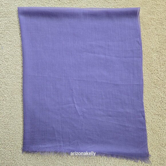 Ovcio Featherlight Lavender Cashmere Scarf - Picture 12 of 14